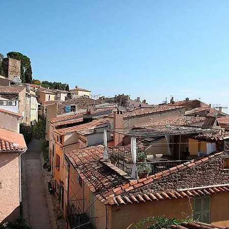 Apartment In The Village Centre - *
